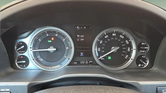 Used 2017 Black Toyota Base image 13