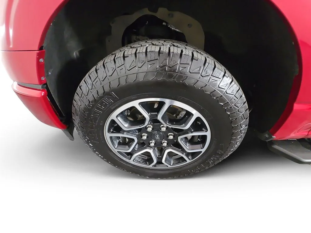 Used 2021 Red Ford XLT image 14