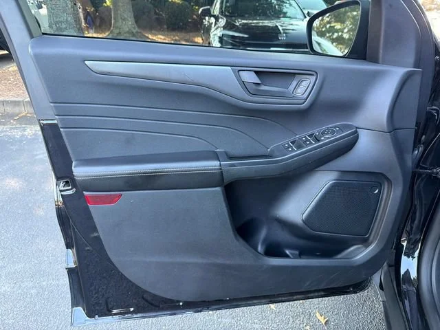 Used 2025 Black Ford Active image 10