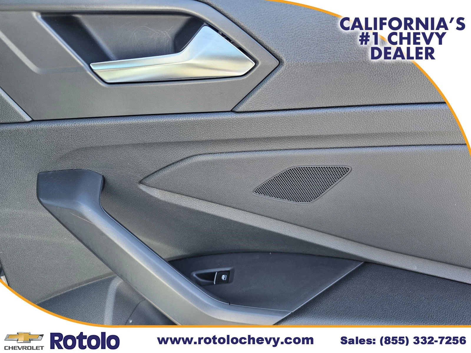 Used 2025  Volkswagen S image 12