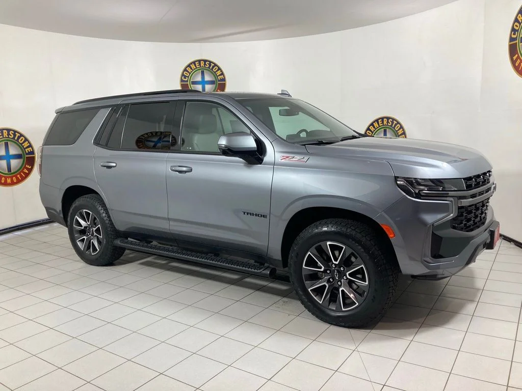 Used 2022 Gray Chevrolet Z71 image 21