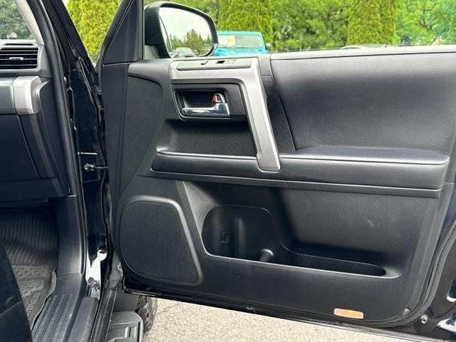 Used 2023 Midnight Black Metallic Toyota SR5 Premium image 23