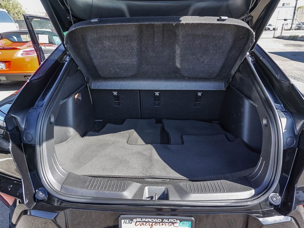 Used 2024 Black Buick Avenir image 24