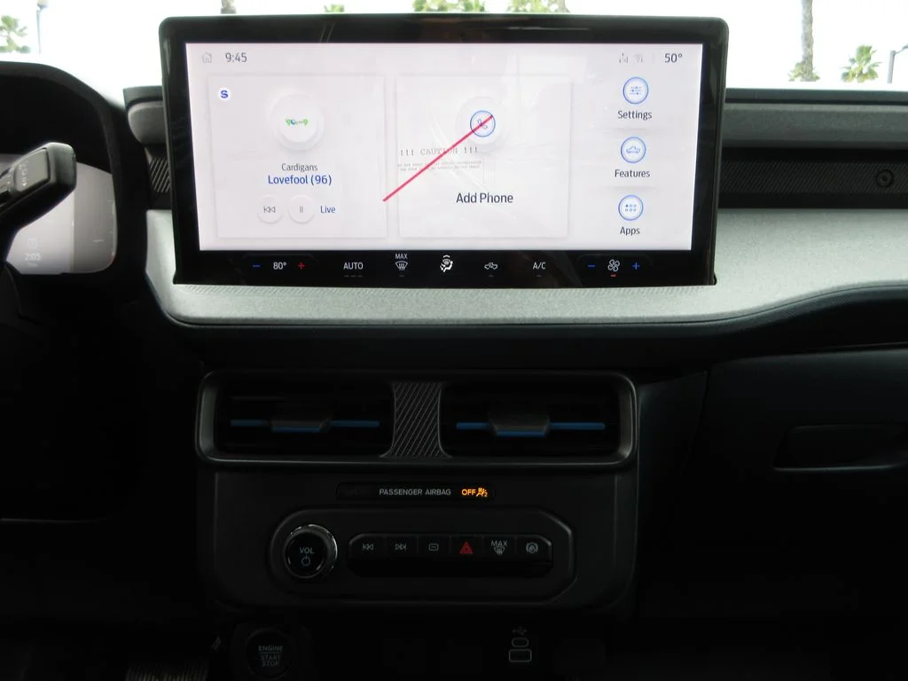 New 2026 Oxford White Ford XLT image 18