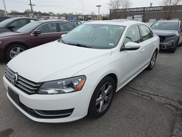 2012 Volkswagen Passat SE