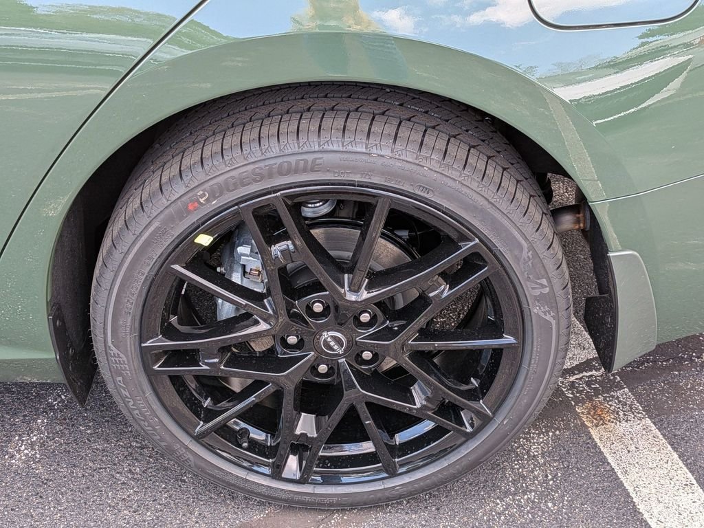 New 2026 Green Metallic Nissan 2.5 SR image 13