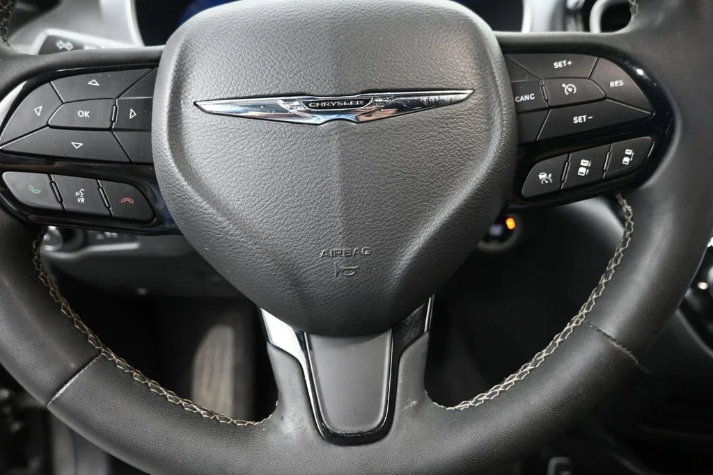 Certified Used 2022 Gray Chrysler Touring L image 19