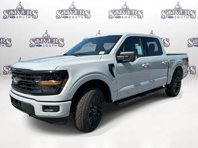 New 2026 White Ford XLT image 5