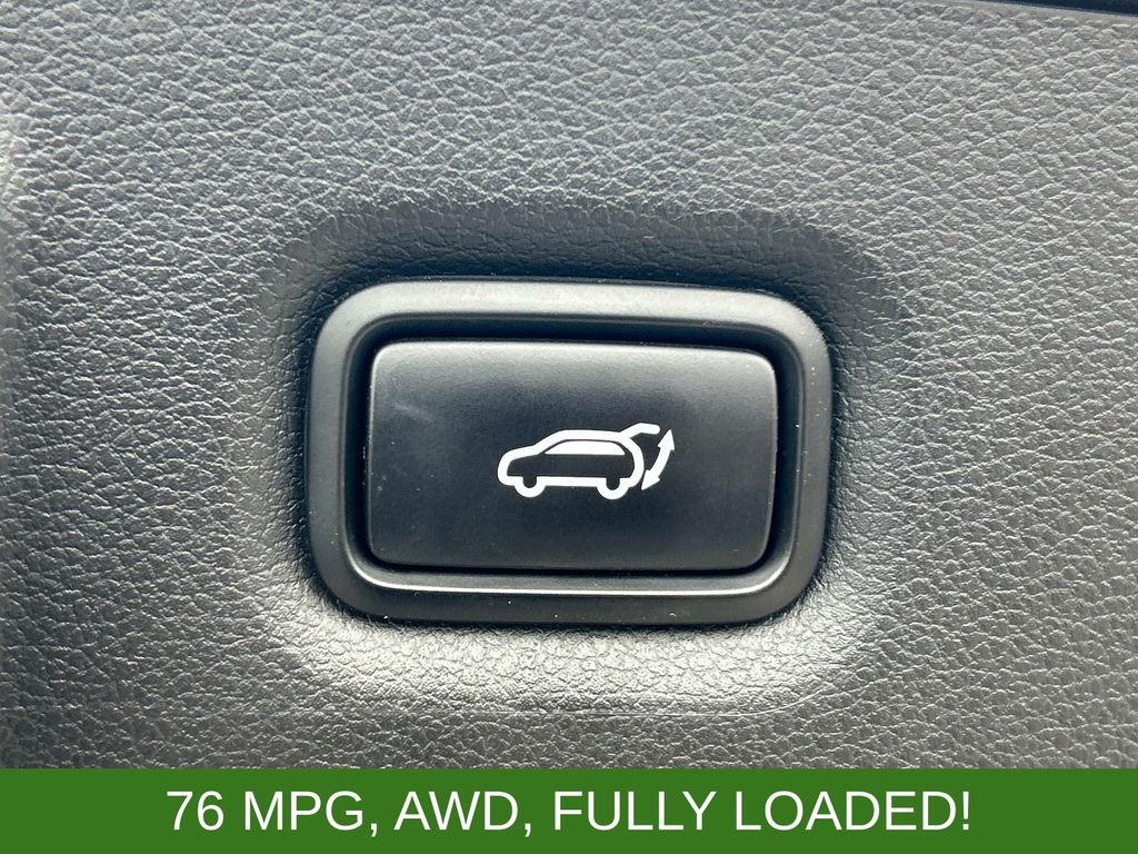Used 2023 Black Hyundai Limited image 15