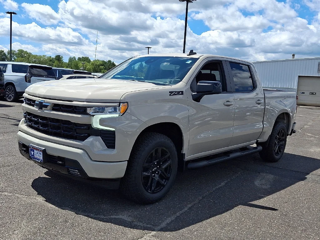 New 2026 White Sands Chevrolet RST image 4