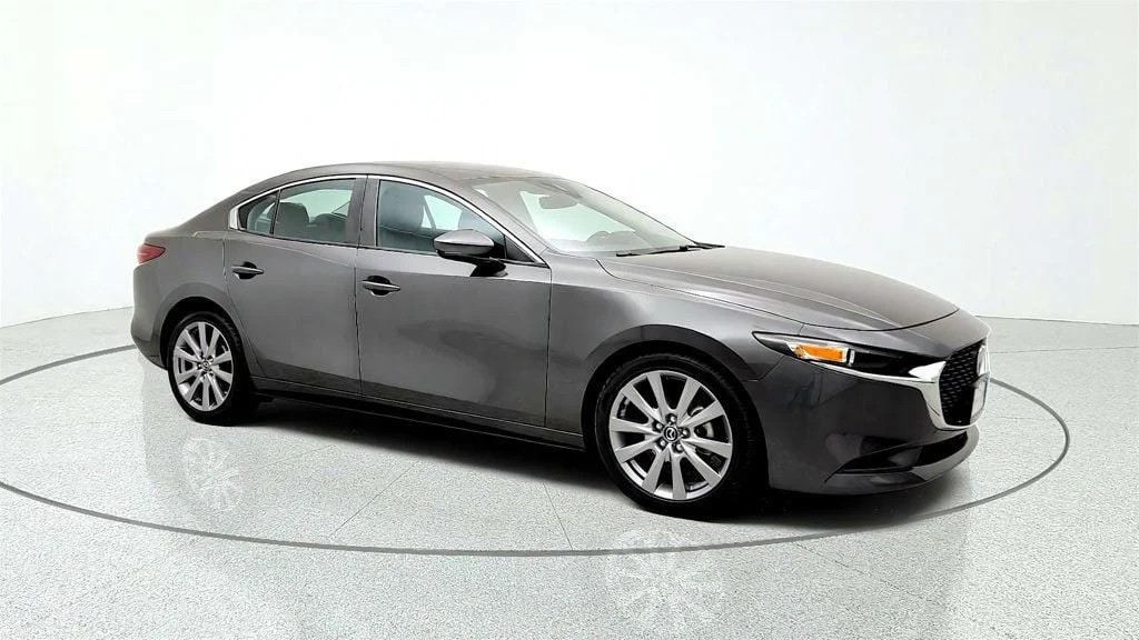 Used 2021 Machine Gray Metallic Mazda Select FWD image 3