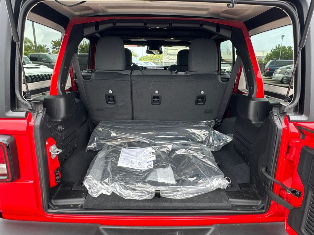 New 2026 Firecracker Red Clear-Coat Exterior Paint Jeep Sport S image 12