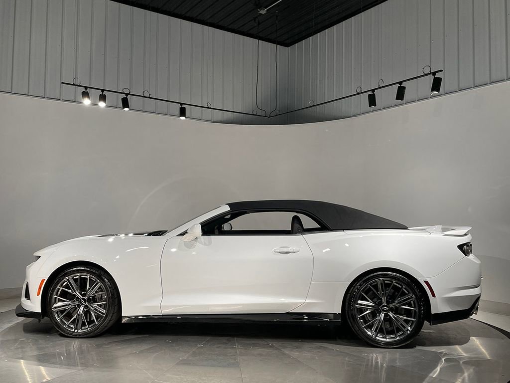 Used 2023 Summit White Chevrolet ZL1 image 83