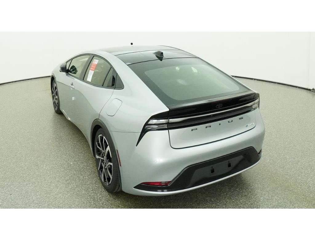 New 2026 Cutting Edge Toyota XSE image 6