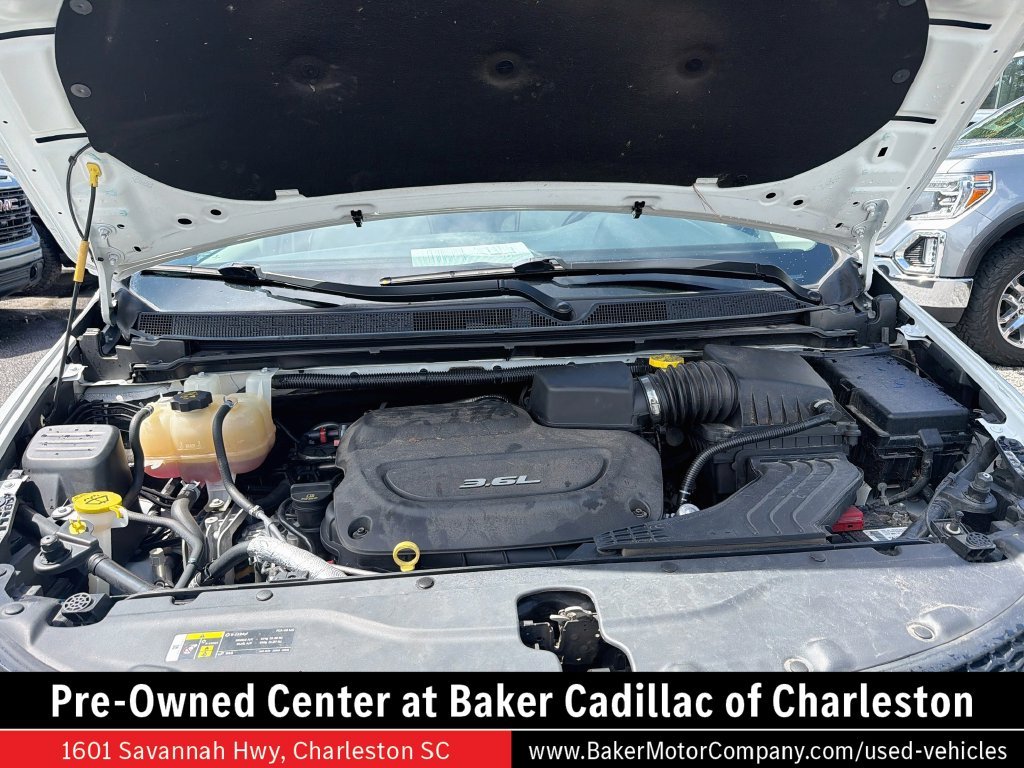 Used 2018 White Chrysler Limited image 32