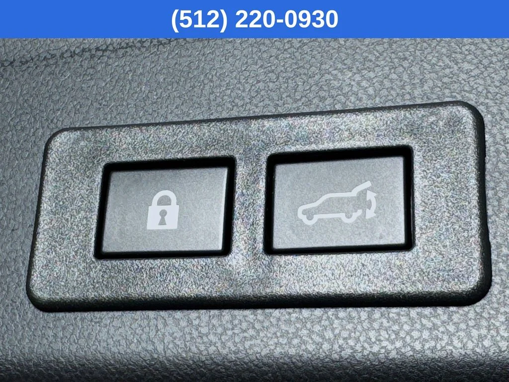 New 2025 White Subaru Onyx Edition Touring image 34