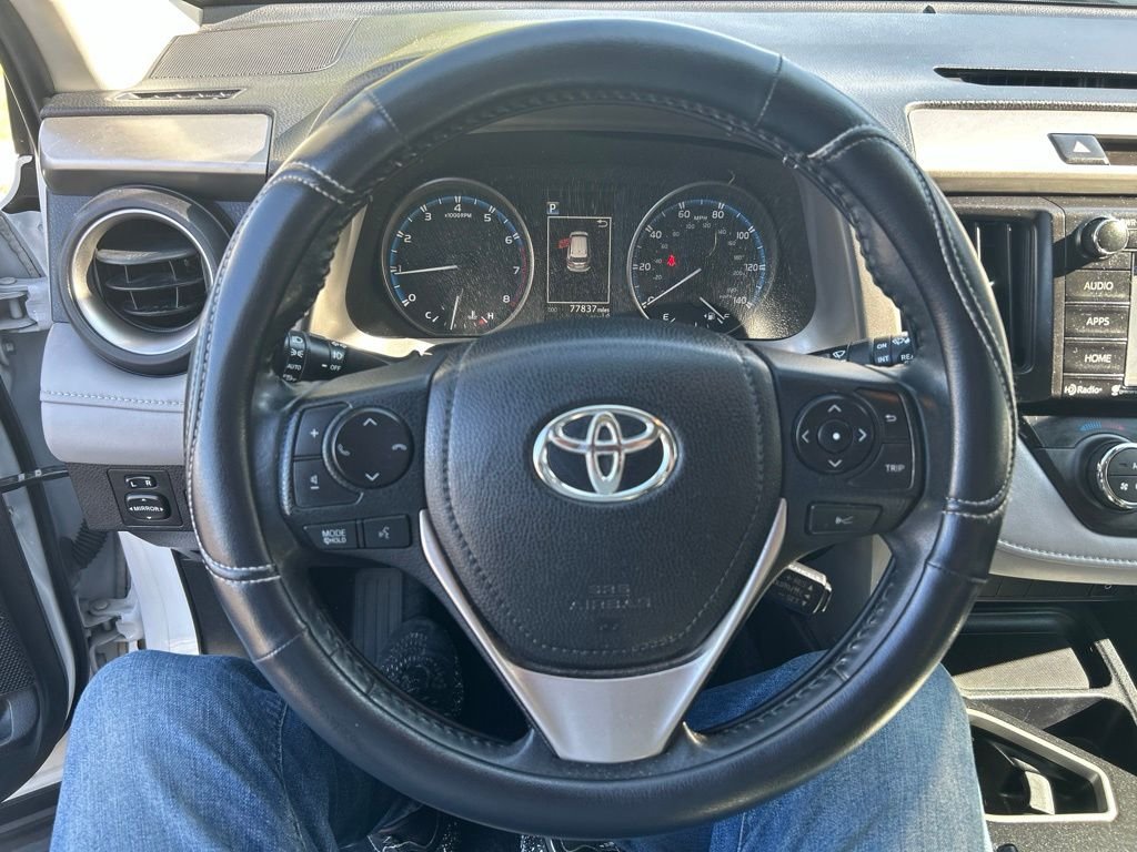 Used 2017 White Toyota XLE image 13