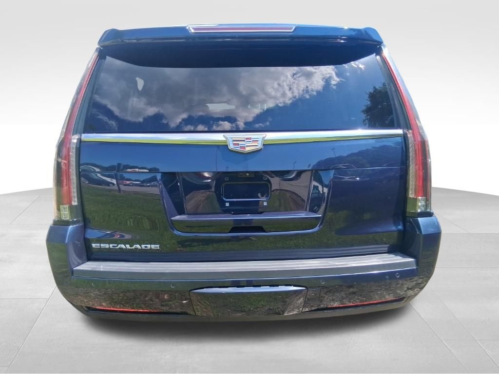 Used 2020 Blue Cadillac Luxury image 5