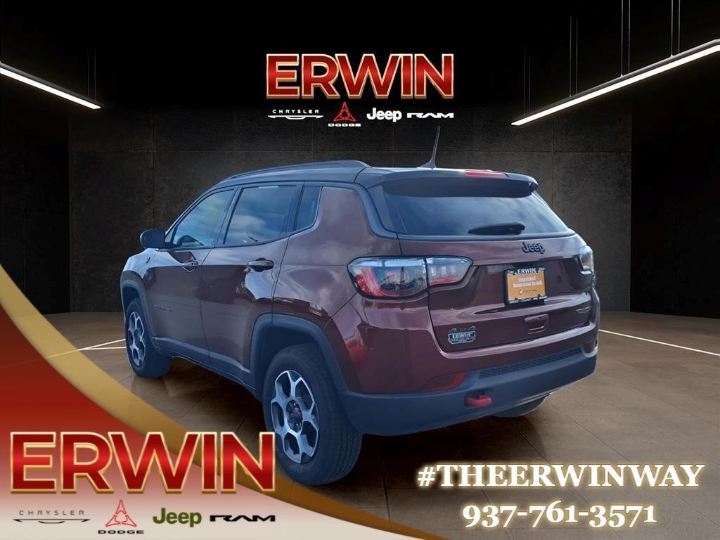 Certified Used 2022 Velvet Red Pearl Coat Jeep Trailhawk image 11