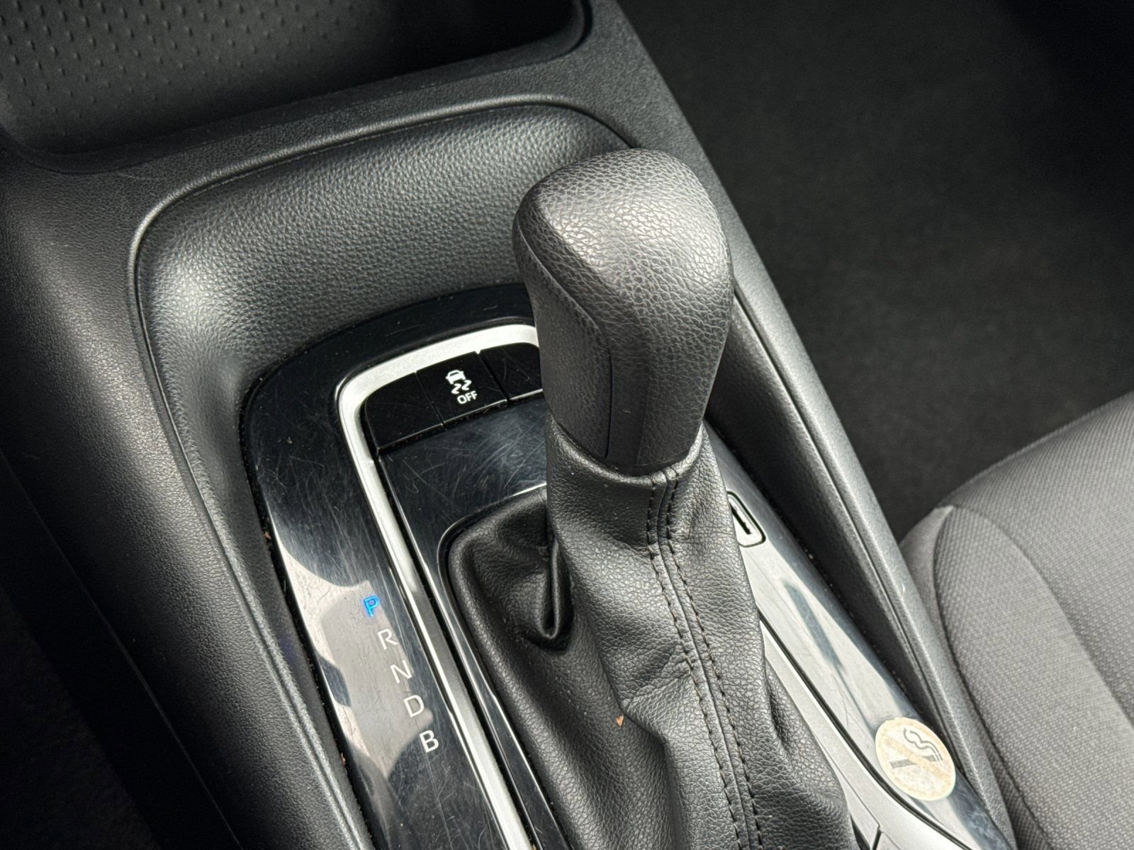 Used 2023 Silver Toyota LE image 18