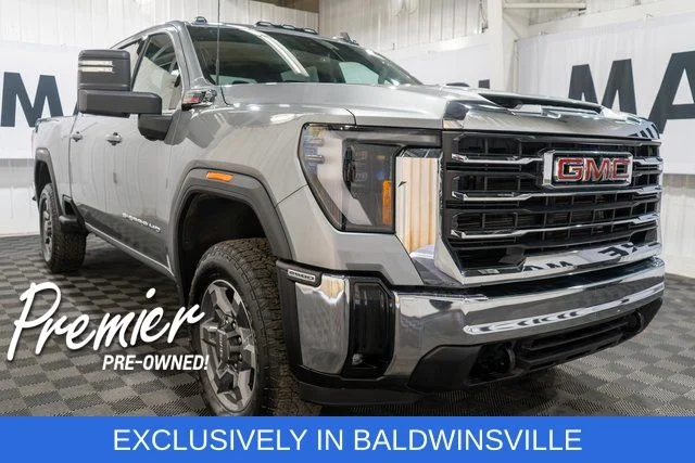 Used 2025 Silver GMC SLE image 4