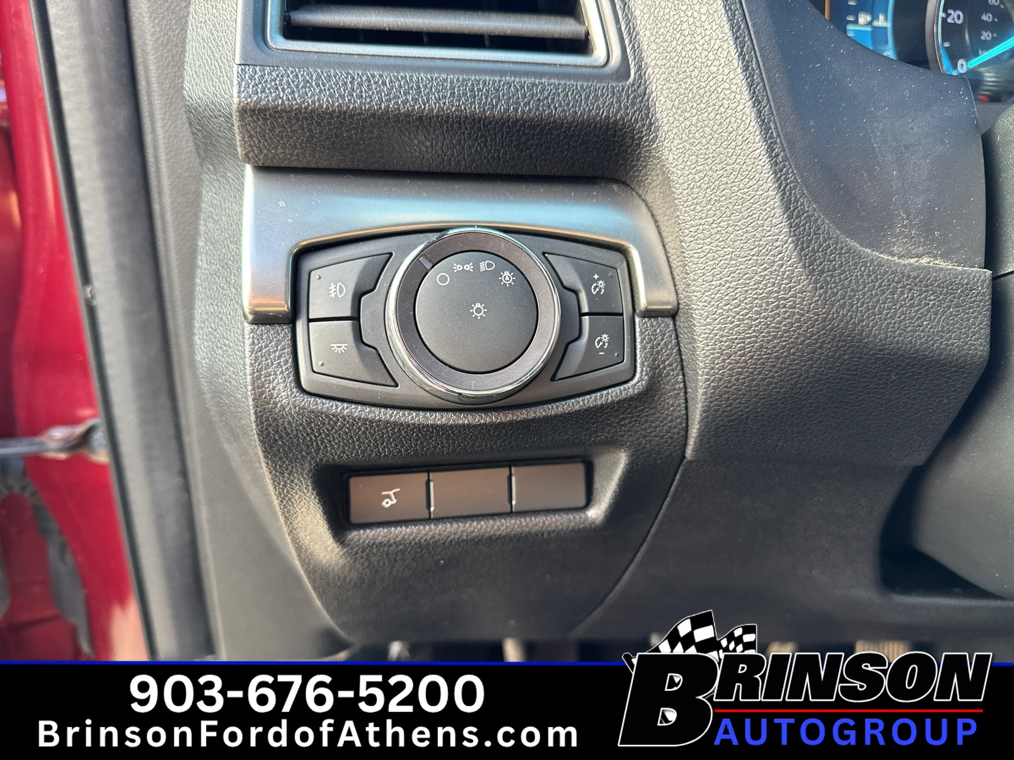 Used 2019 Ruby Red Metallic Tinted Clearcoat Ford XLT image 20