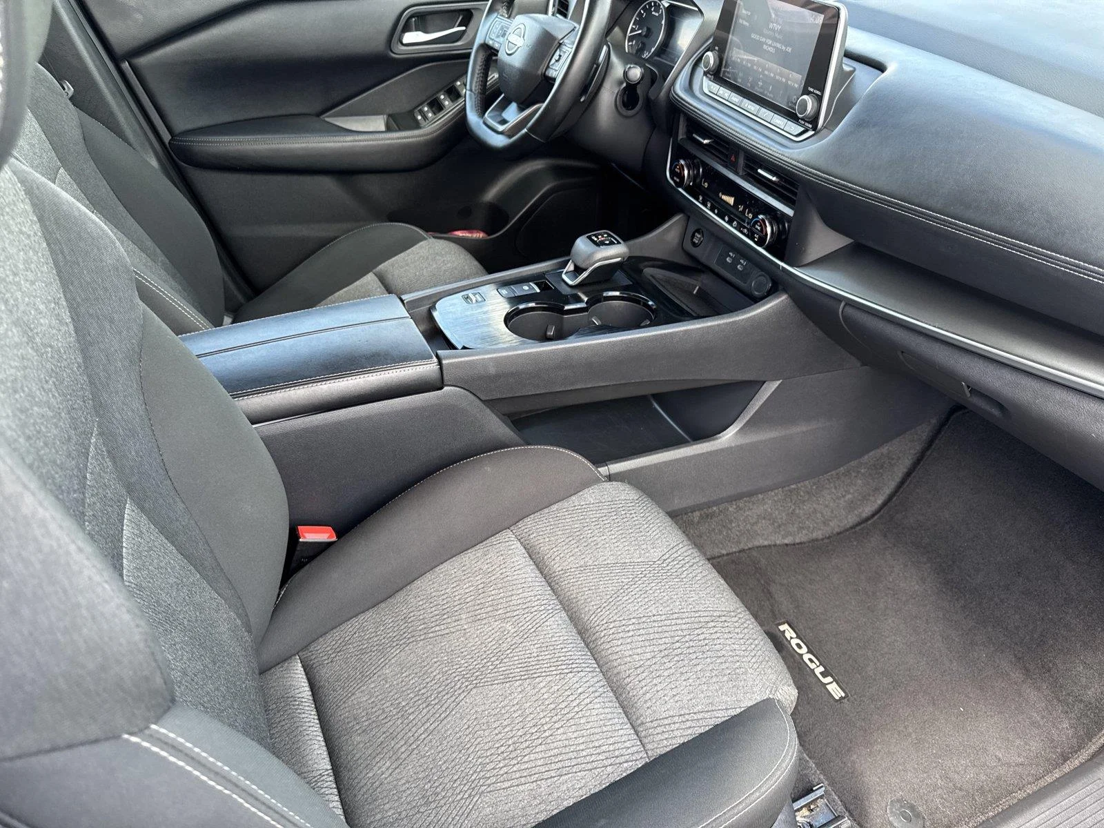 Used 2025 Gun Metallic Nissan SV image 35