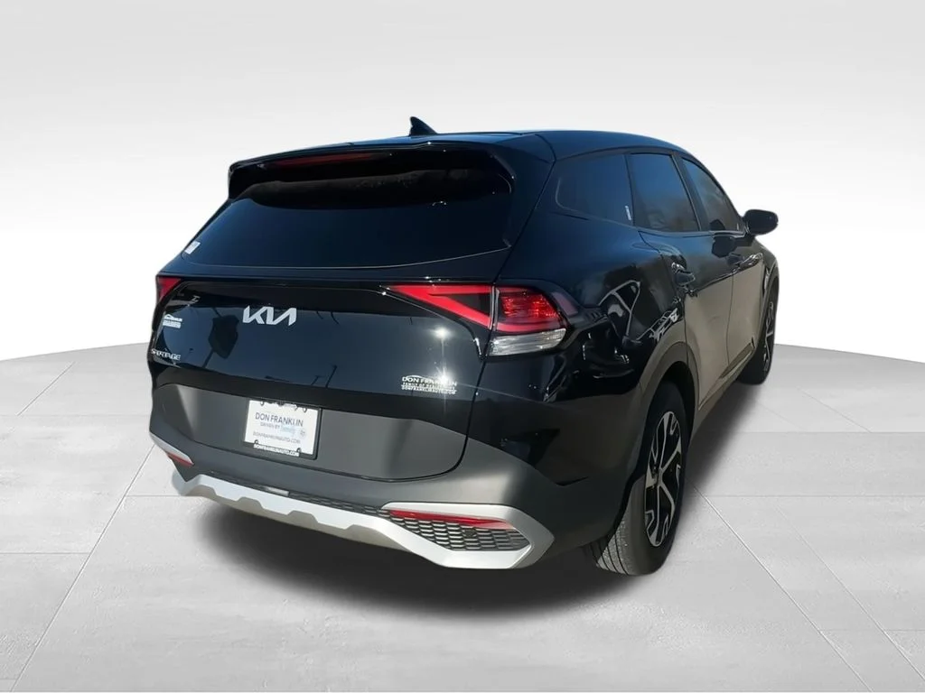 Used 2025 Black Kia EX image 11