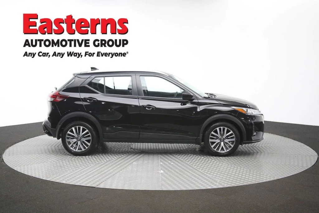 Used 2023 Black Nissan SV image 43