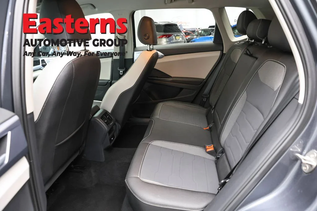 Used 2025 Gray Volkswagen 1.5T SE image 20