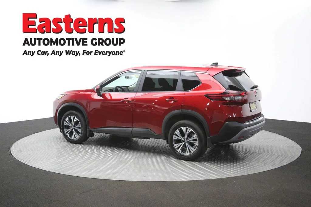 Used 2023 Red Nissan SV image 65