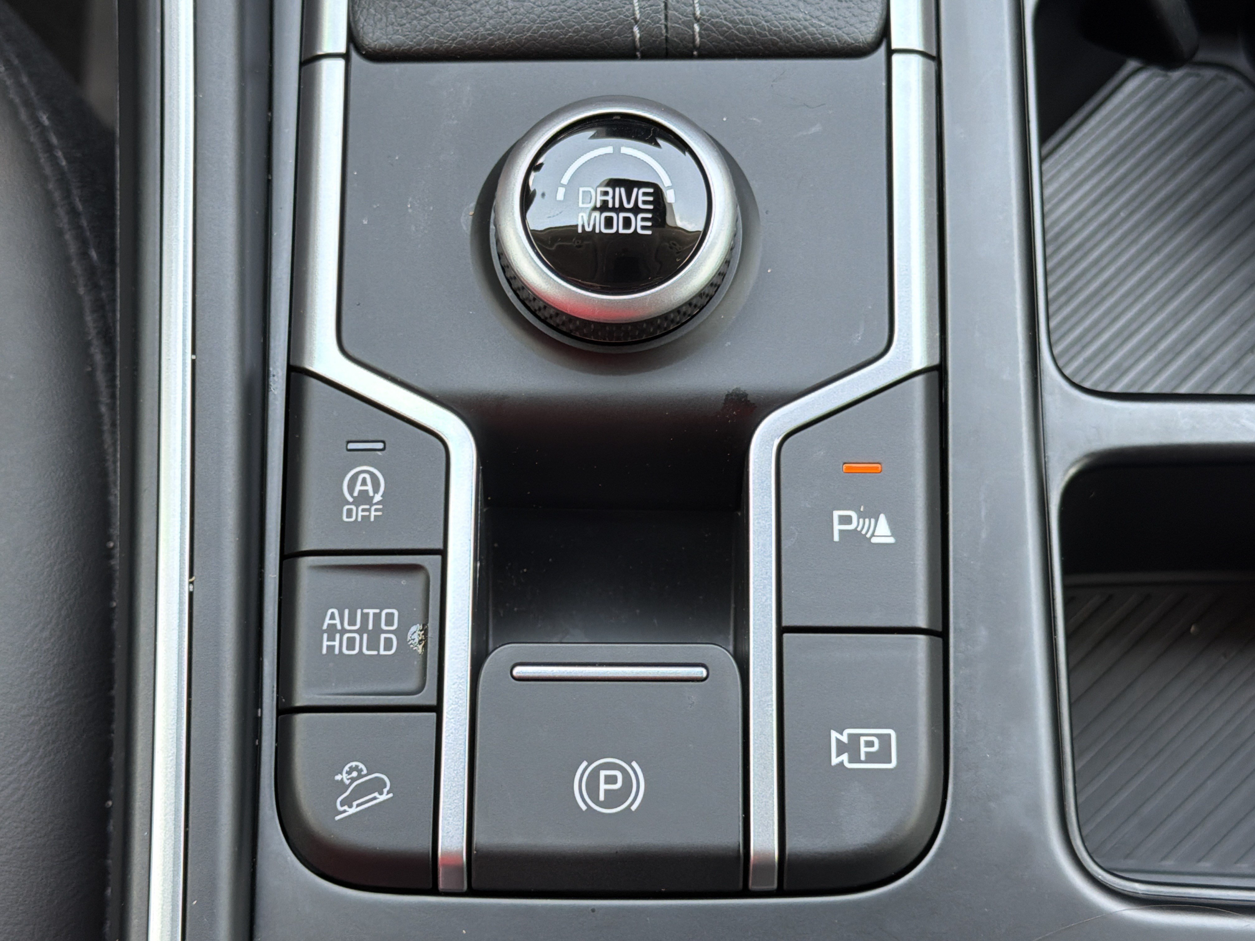 Used 2025 Ebony Black Kia S image 9