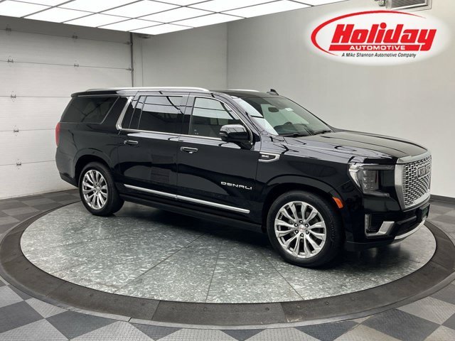 Used 2024 Onyx Black GMC Denali image 1