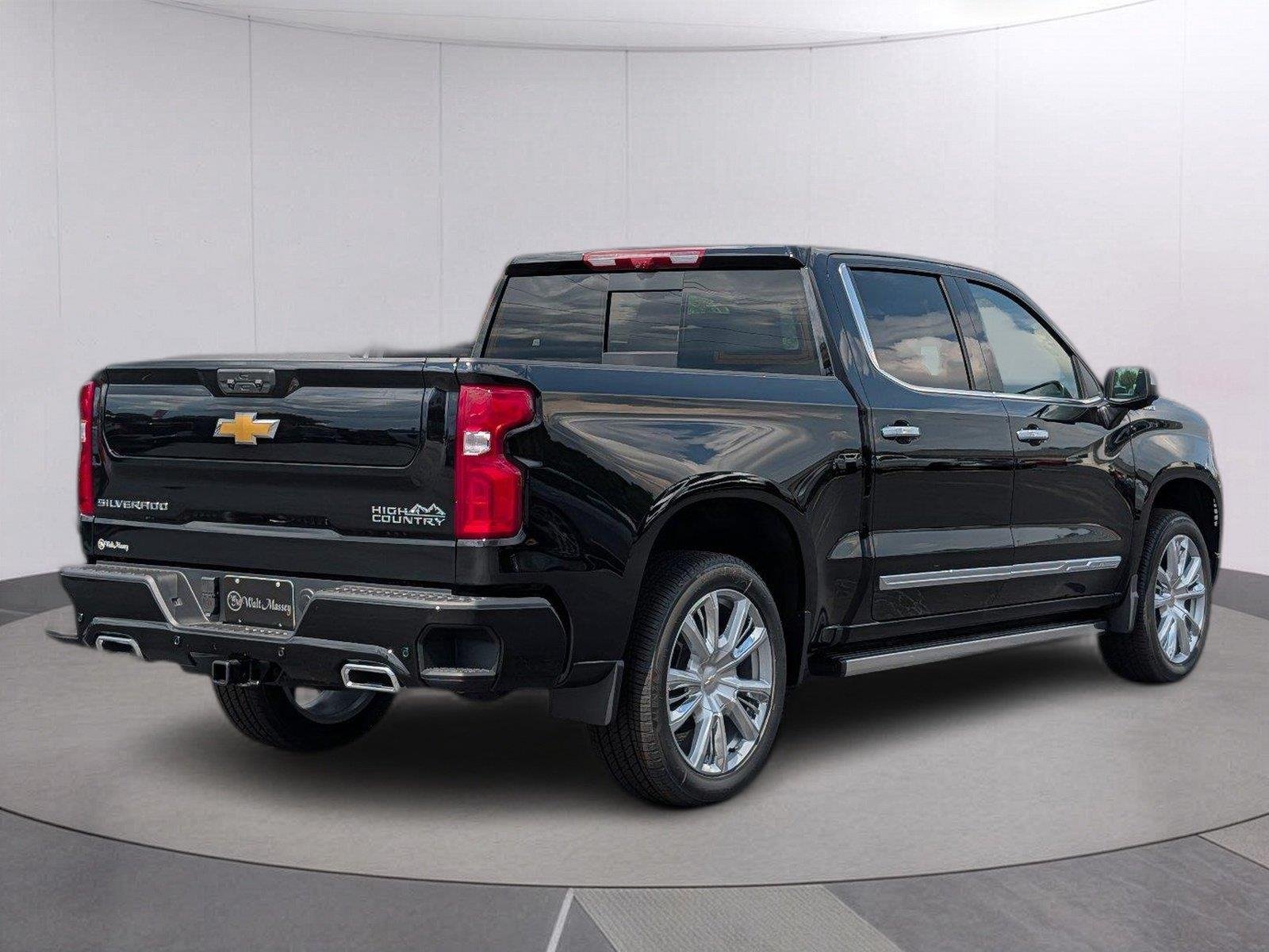 New 2026 Black Chevrolet High Country image 5