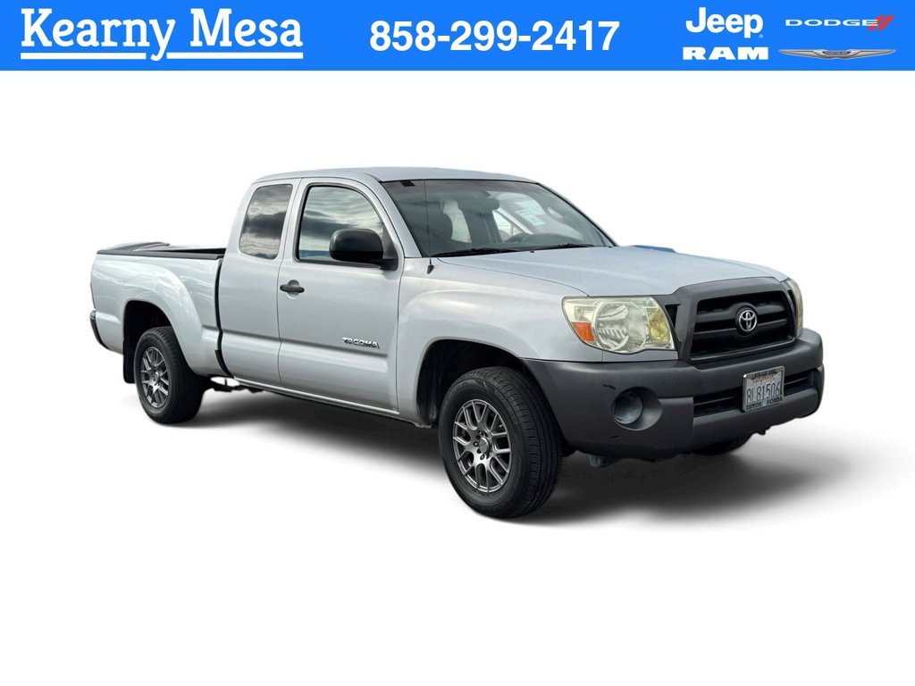 Used 2008 Silver Toyota Base image 1
