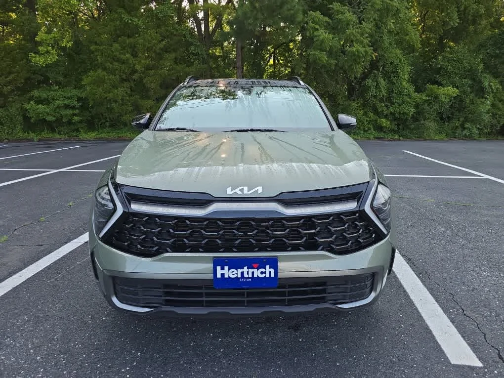 Used 2024 Jungle Green Kia X-Line image 2