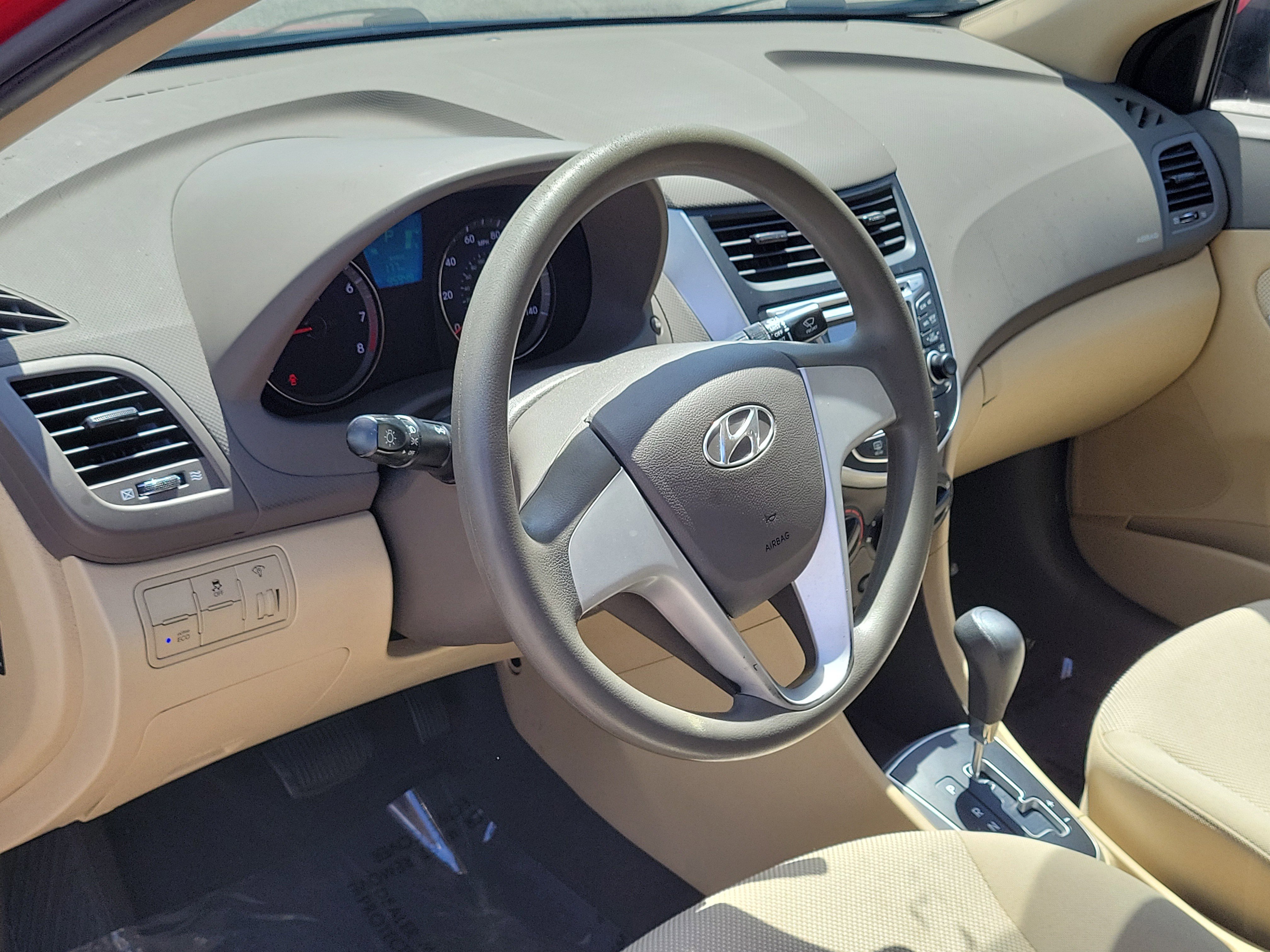 Used 2012 Boston Red Hyundai GLS image 7