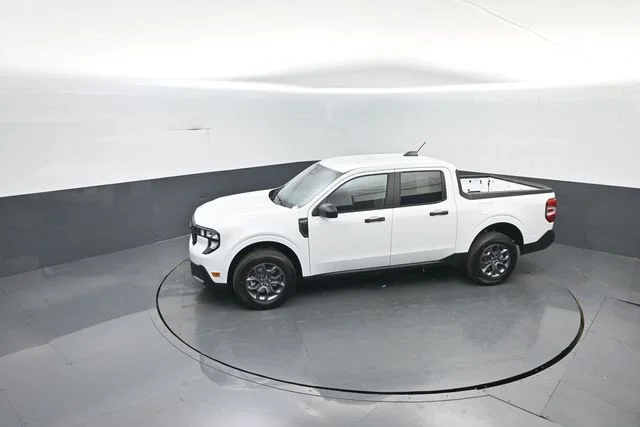 New 2026 Oxford White Ford XLT image 20