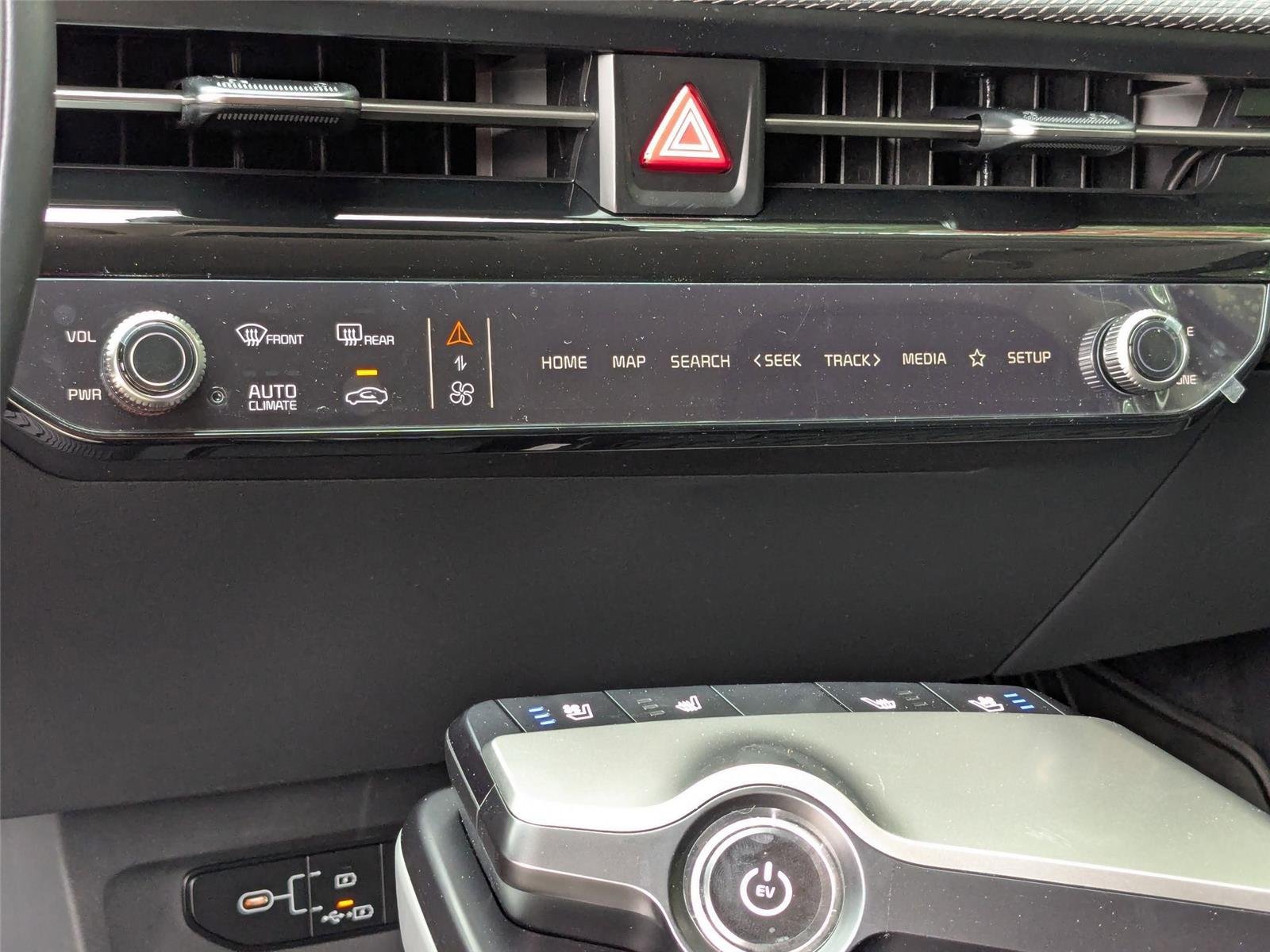 2025 Kia EV6 Wind - Photo 21