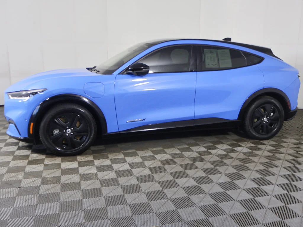 Used 2023 Grabber Blue Ford California Route 1 image 21