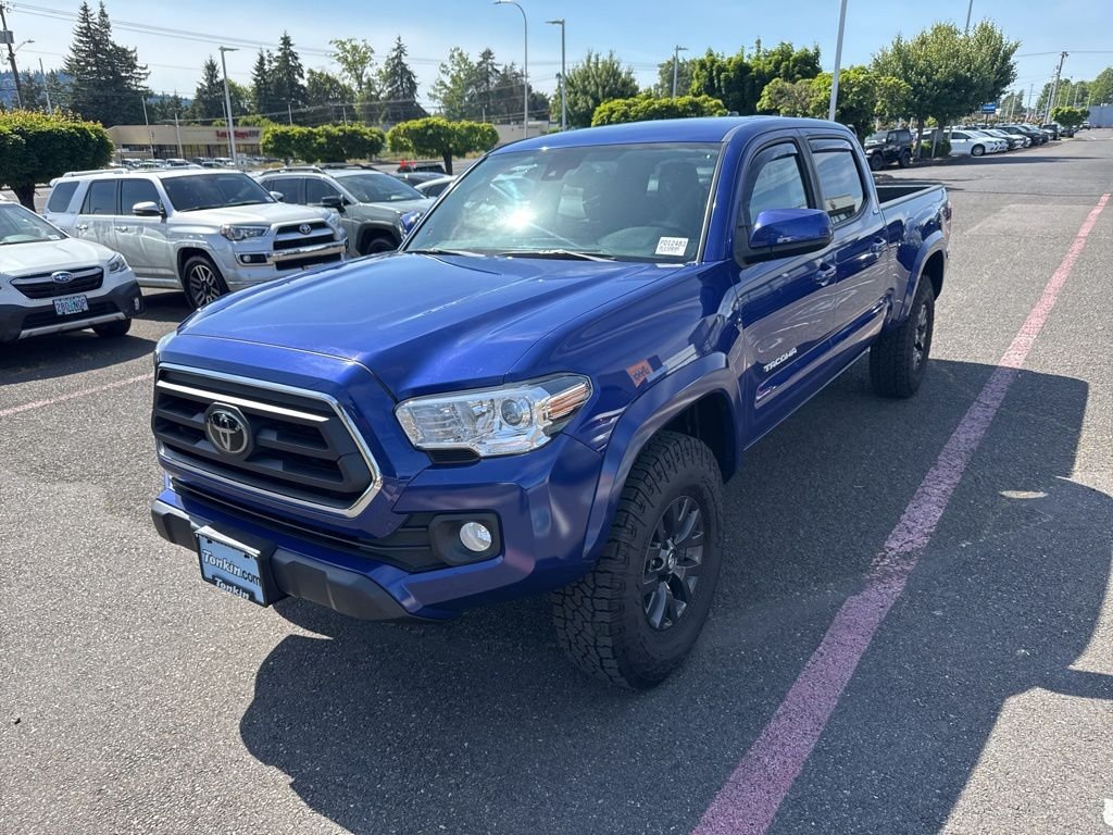 Used 2022 Blue Crush Metallic Toyota SR5 image 2