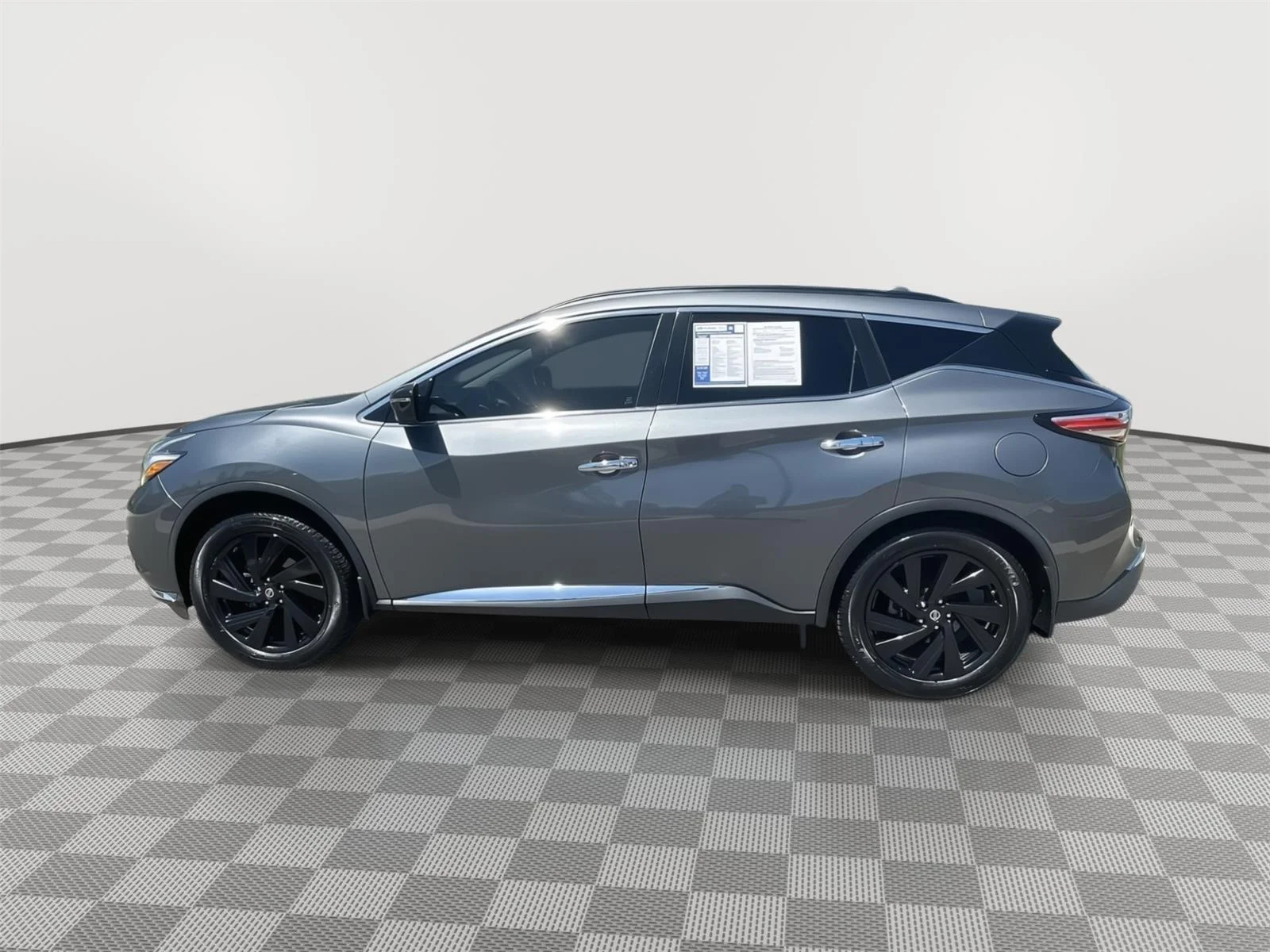 Used 2017 Gun Metallic Nissan Platinum image 10