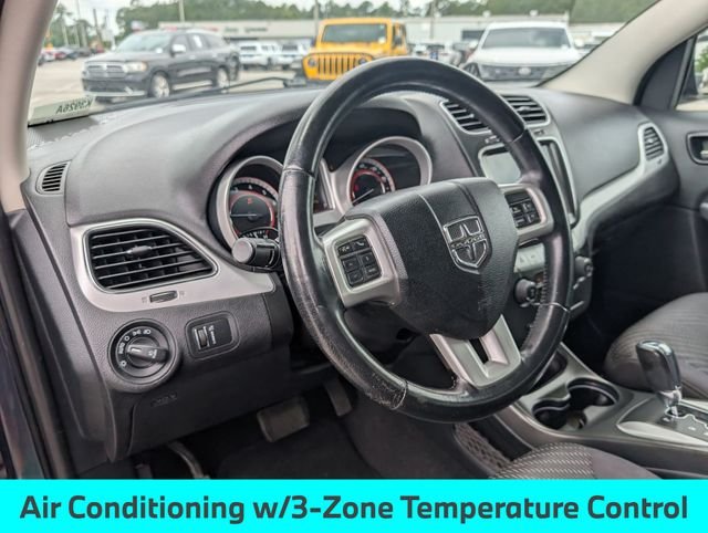 Used 2013 Blue Dodge SXT image 29