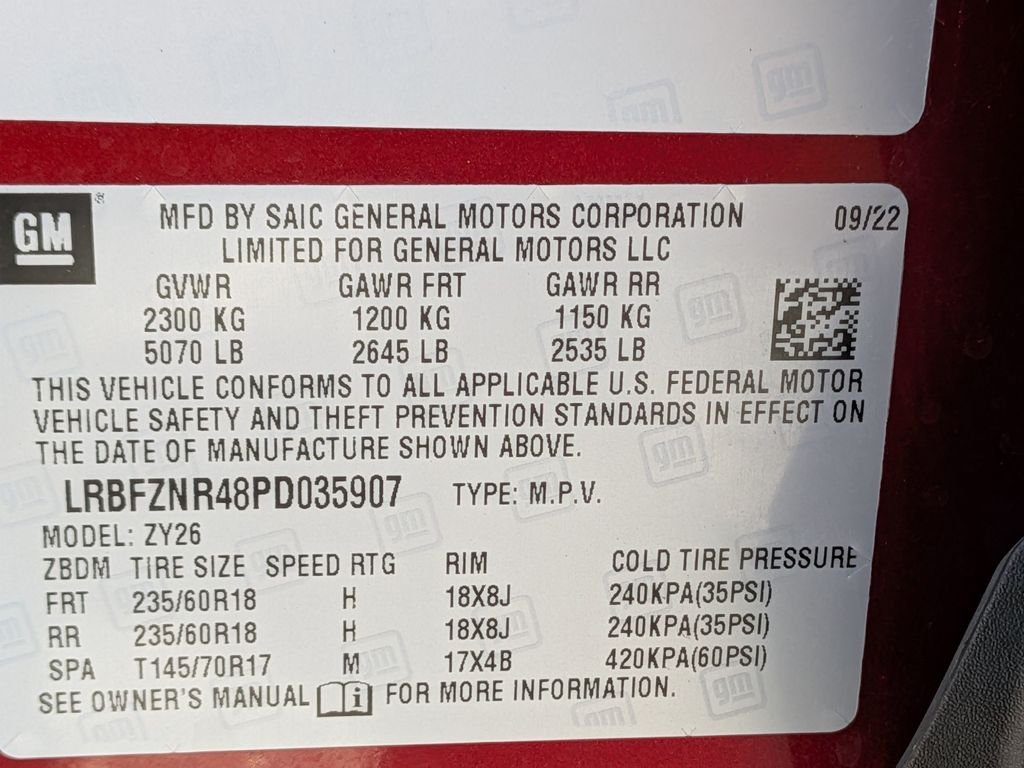 Used 2023 Red Buick Essence image 28