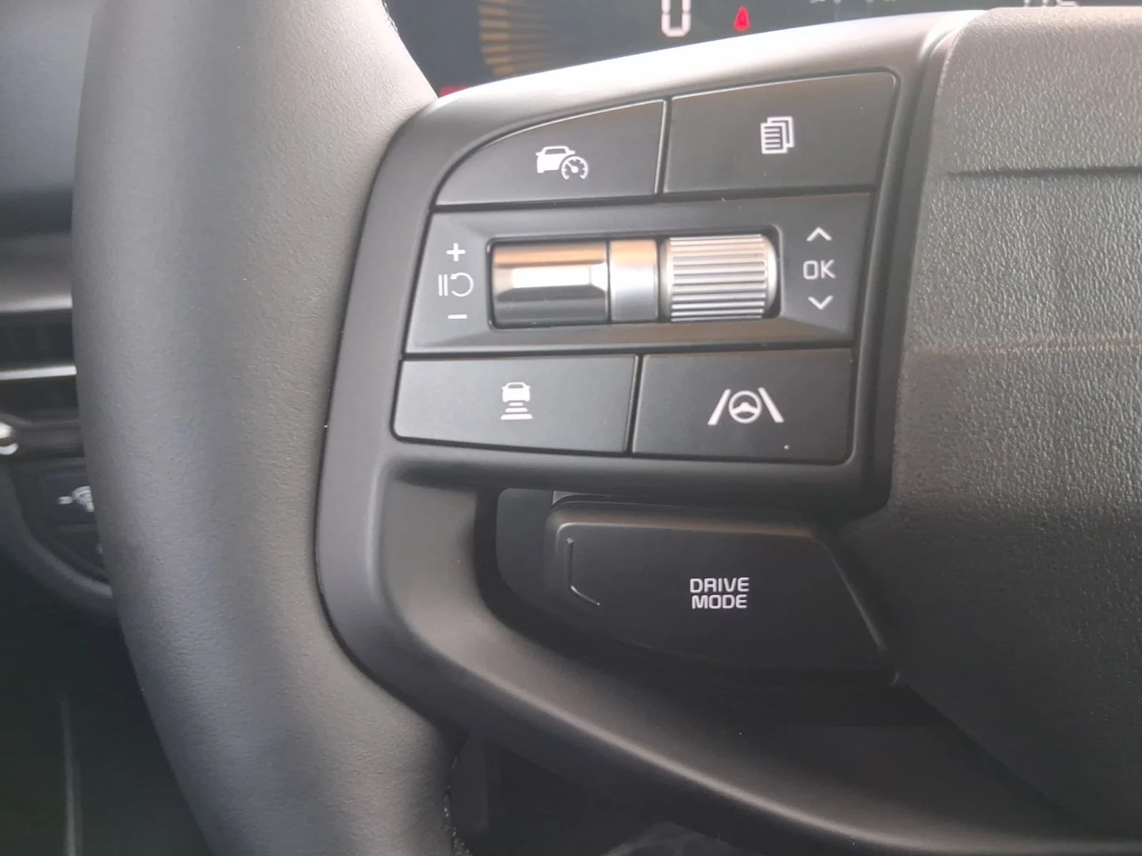 New 2026 White Kia EX image 12