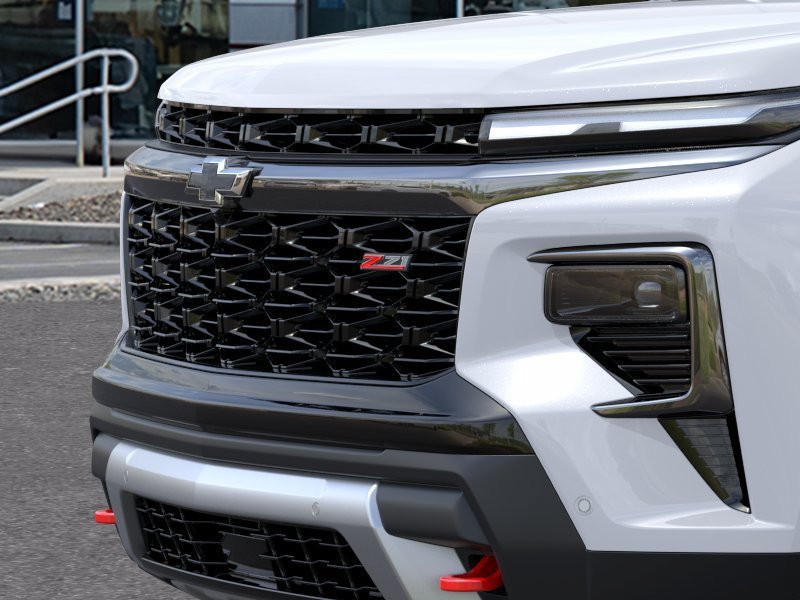 2027 Chevrolet Traverse Z71 - Photo 13