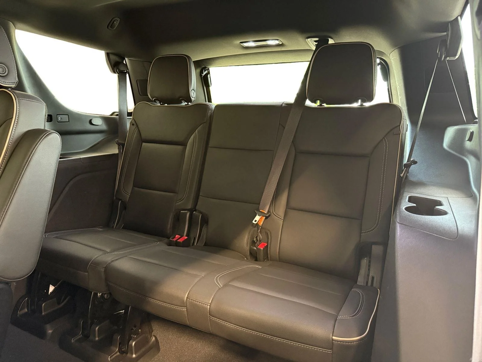 Used 2023 Sterling Gray Metallic Chevrolet Premier image 22