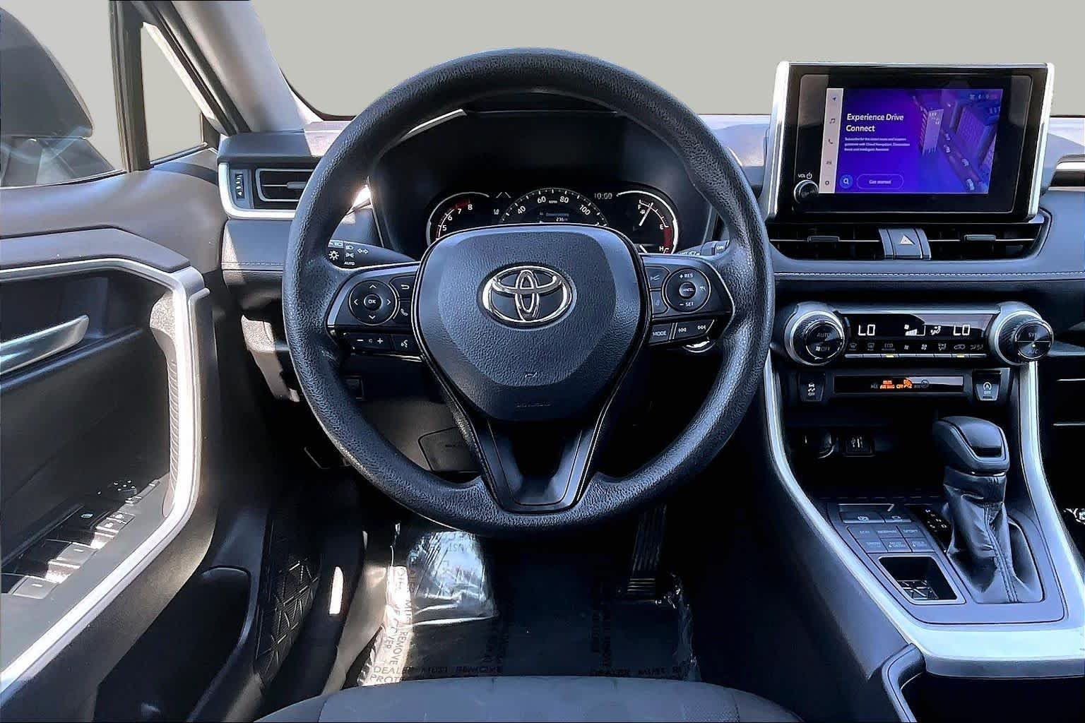 Used 2025 Silver Sky Metallic Toyota XLE image 6