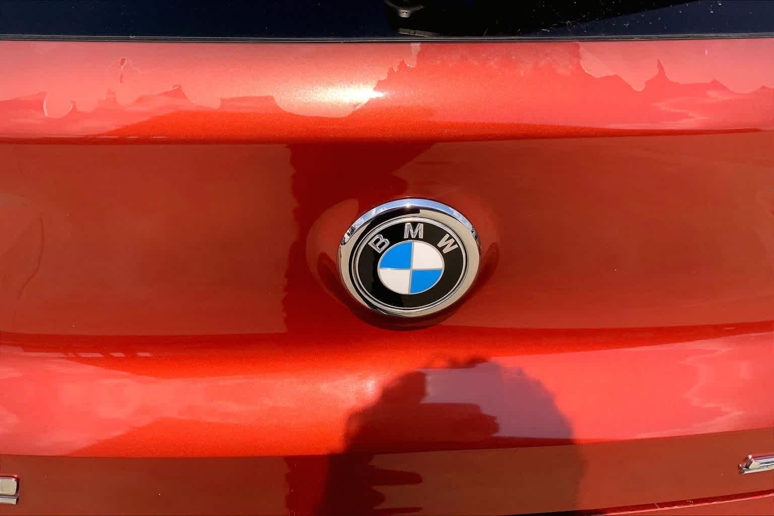Used 2018 Sunset Orange Metallic BMW sDrive28i image 27