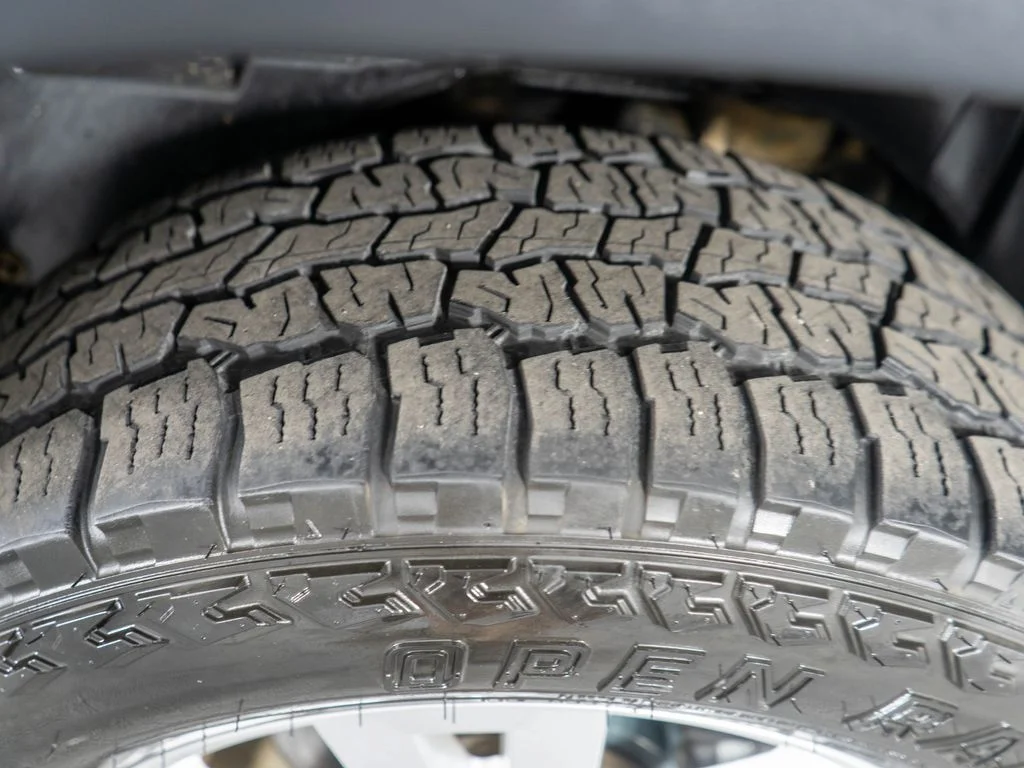 Used 2010 Blue Ford XLT image 26